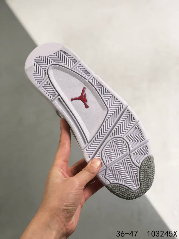 Jordan 4 Retro White Oreo (2021)