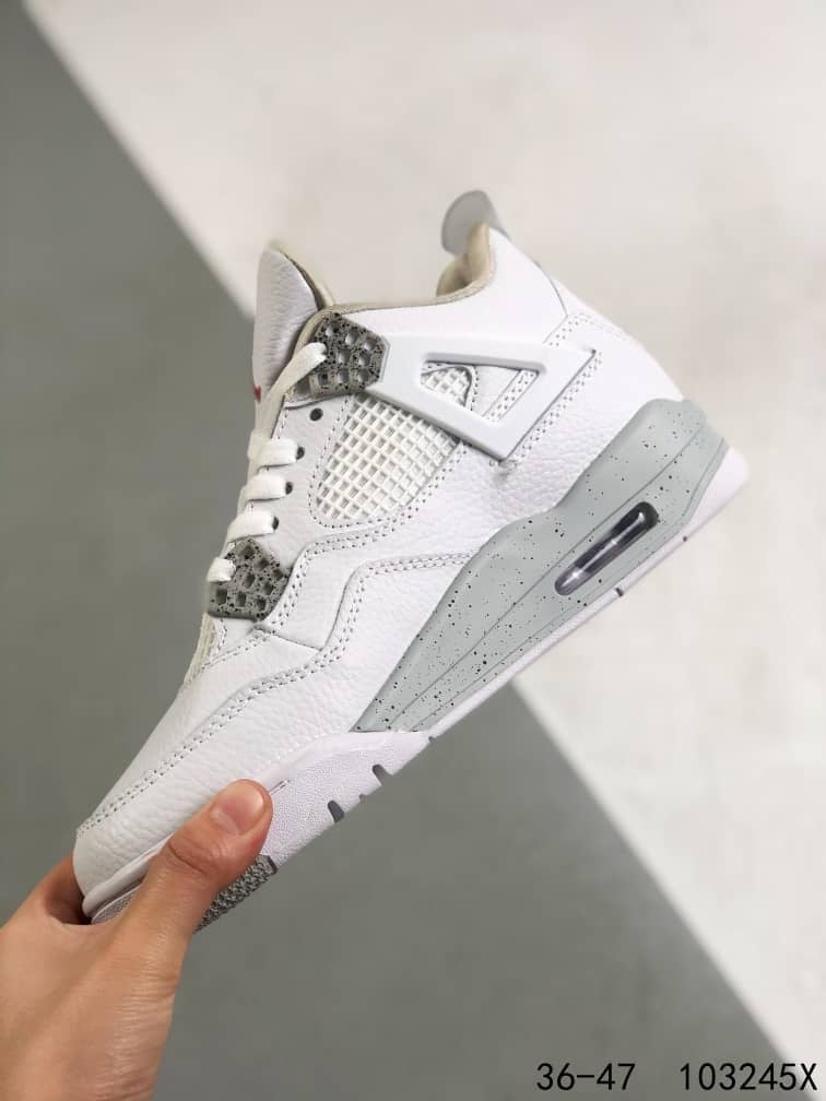 Jordan 4 Retro White Oreo (2021)