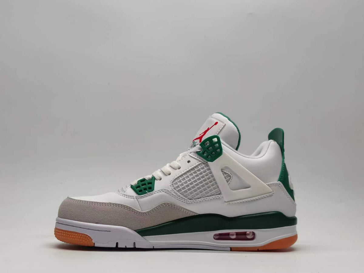 Nike SB x Air Jordan 4 Retro SP "Pine Green"