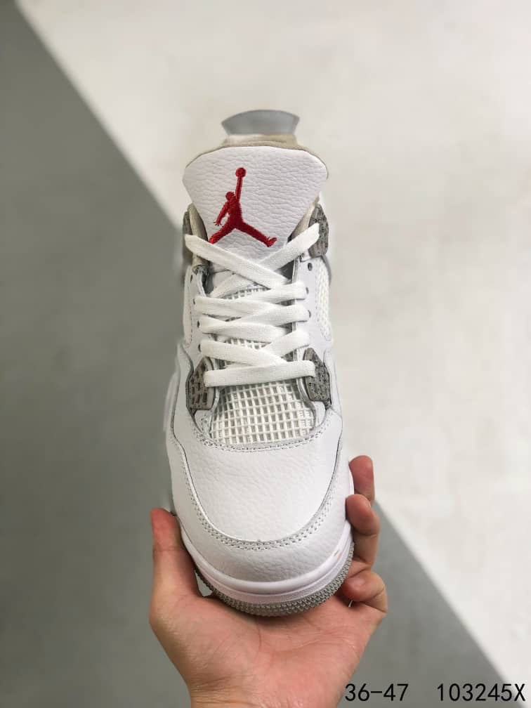Jordan 4 Retro White Oreo (2021)